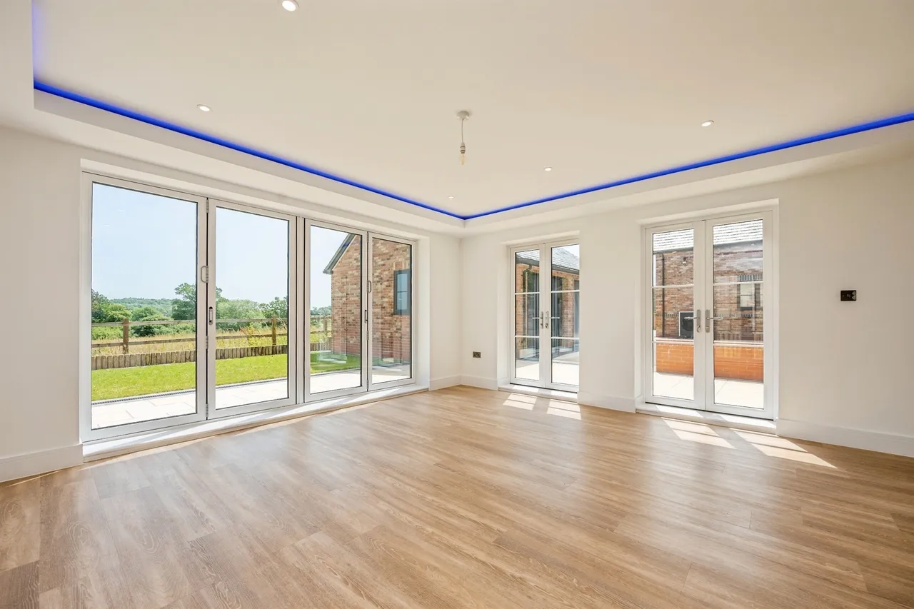 Alcester Road, Wootton Wawen, B95, photo 17