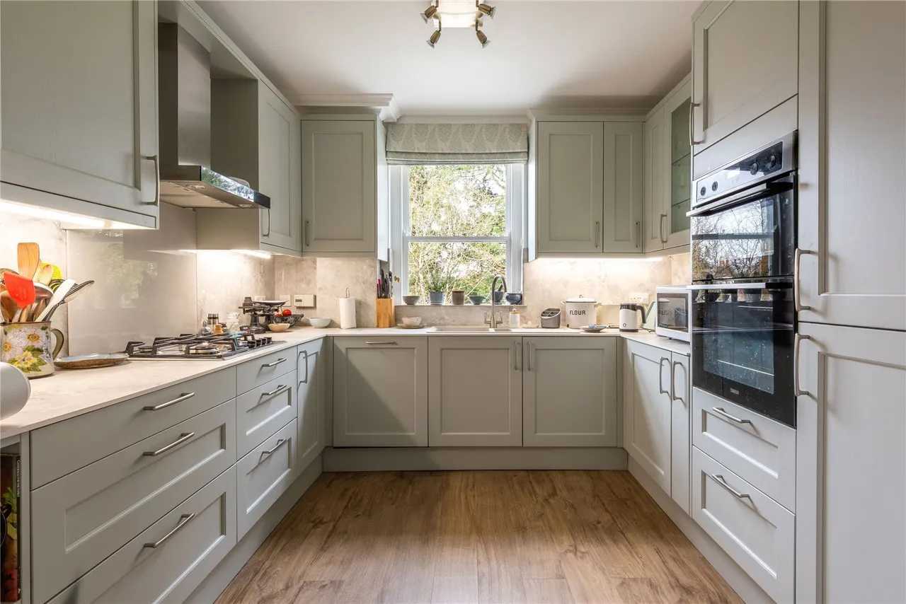 Hampstead Lane, Dorking, RH4, photo 3