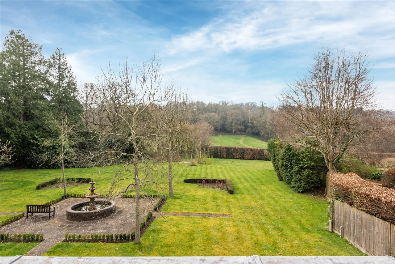 Hampstead Lane, Dorking, RH4, photo 6