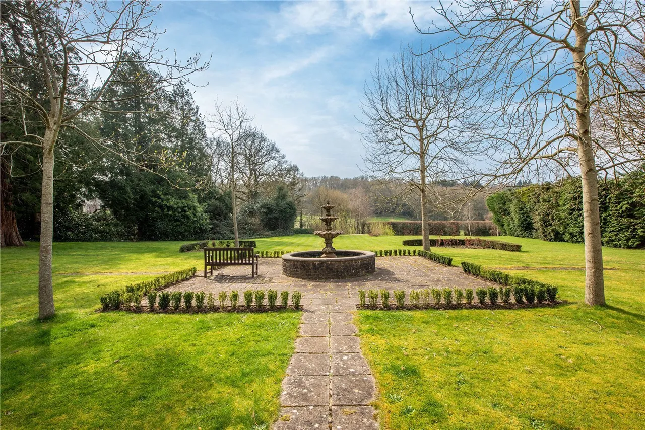 Hampstead Lane, Dorking, RH4, photo 14