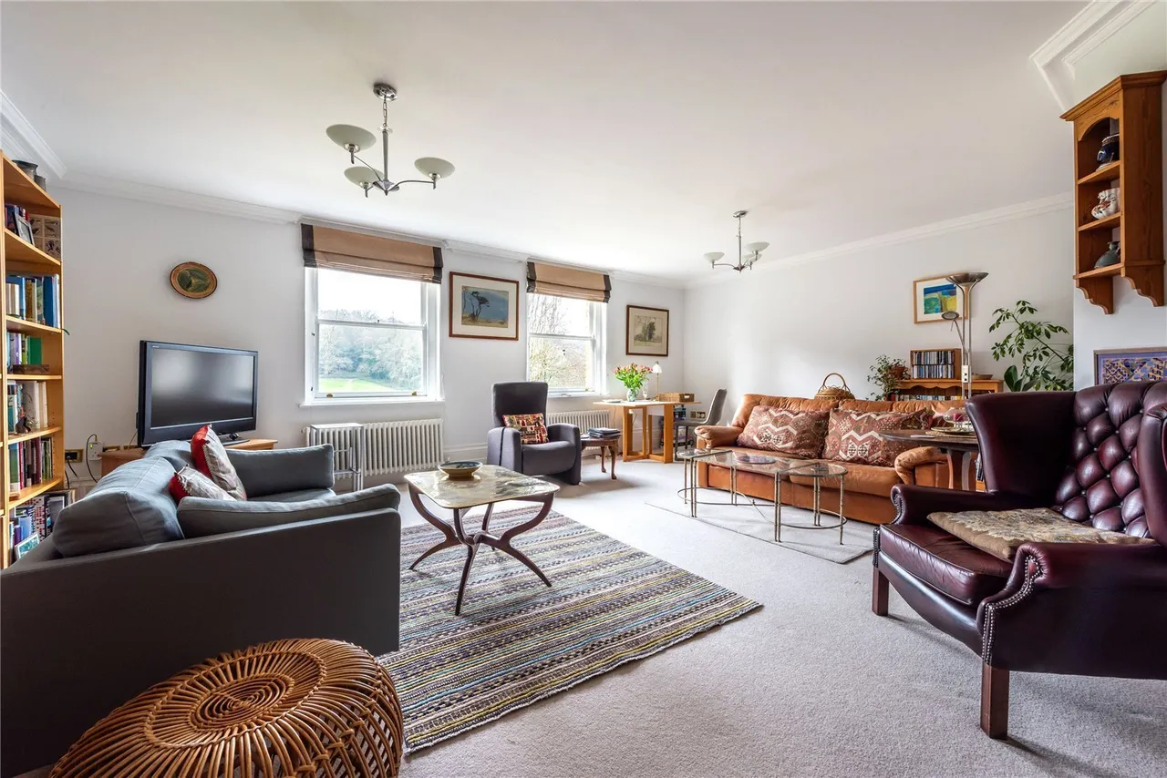 2 bed property for sale, Hampstead Lane, Dorking, RH4