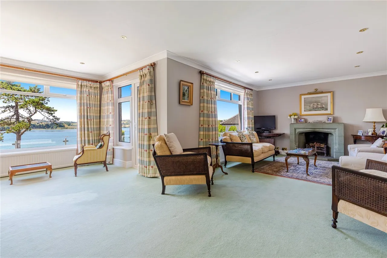 Curlew Drive, West Charleton, TQ7, photo 5