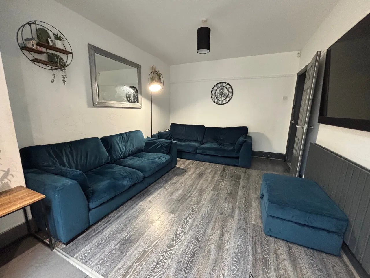 Jiggins Lane, B32, photo 2