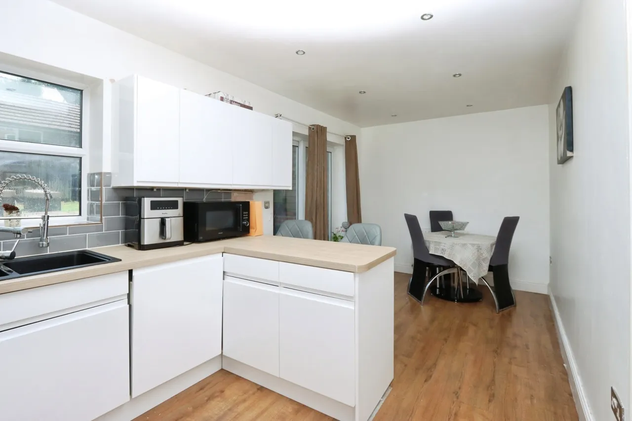 Upper Albert Road, SHEFFIELD, South Yorkshire, S8, photo 7