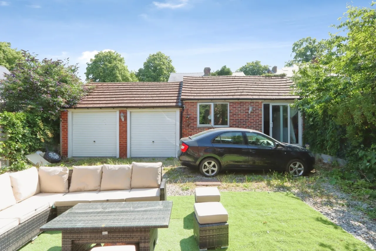 Upper Albert Road, SHEFFIELD, South Yorkshire, S8, photo 22