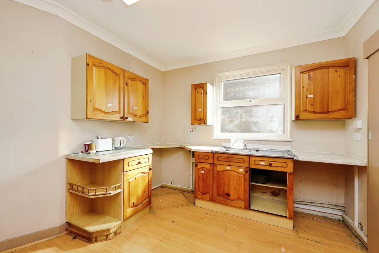 Sangley Road, London, SE6, photo 3