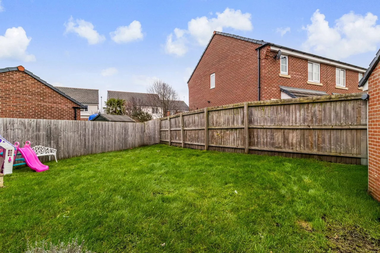 Wedgwood Drive, Warrington, Warrington, WA4 6GA, photo 19