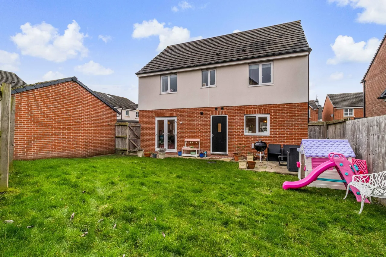 Wedgwood Drive, Warrington, Warrington, WA4 6GA, photo 17
