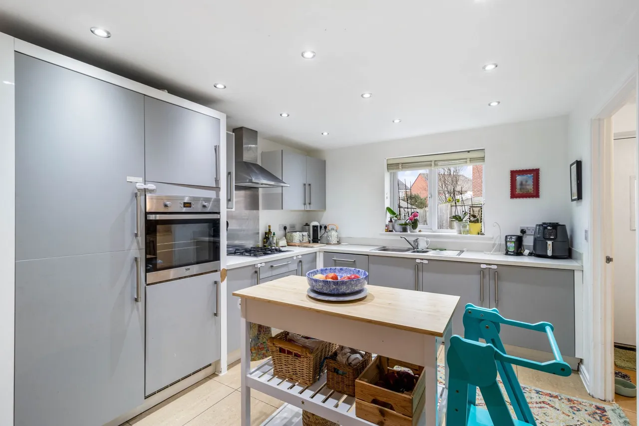 Wedgwood Drive, Warrington, Warrington, WA4 6GA, photo 6