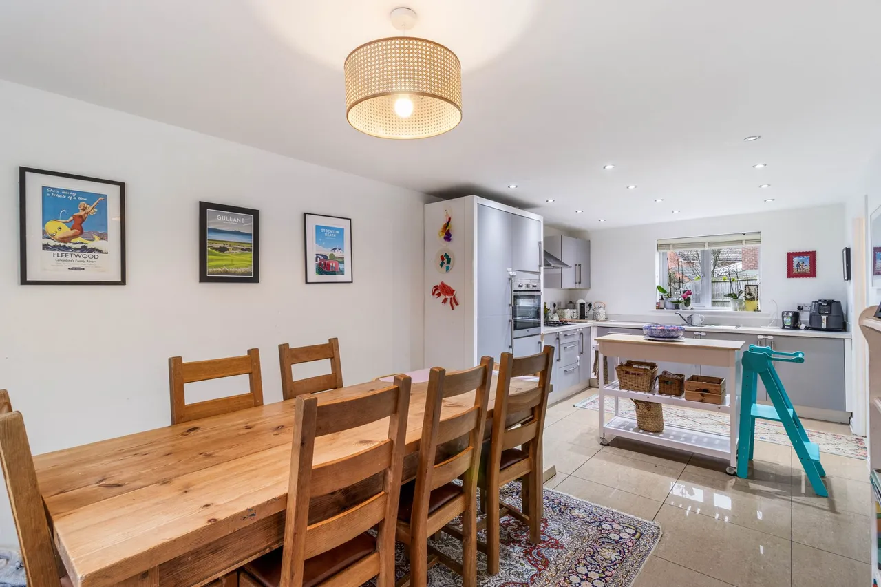 Wedgwood Drive, Warrington, Warrington, WA4 6GA, photo 5