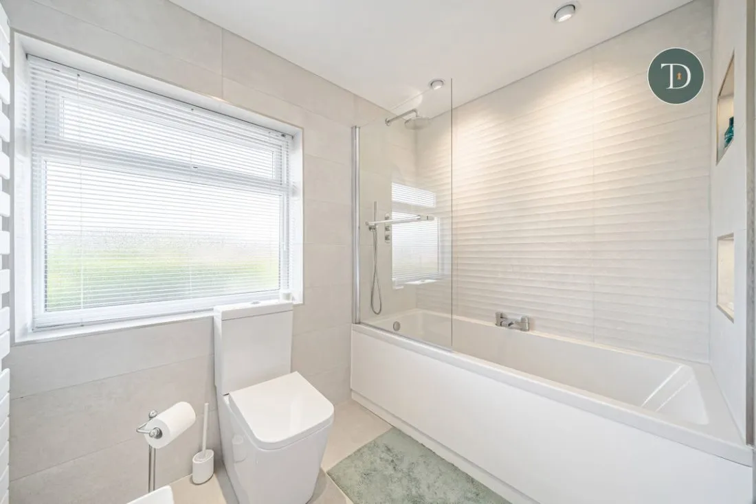 Park Drive, Whitby, CH65 6RA, photo 28