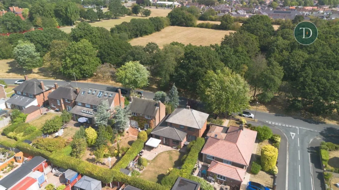 Park Drive, Whitby, CH65 6RA, photo 4