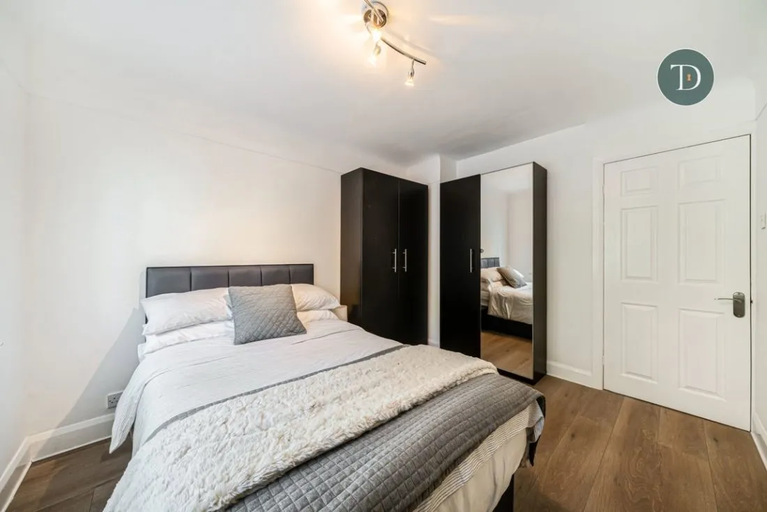 Park Drive, Whitby, CH65 6RA, photo 23