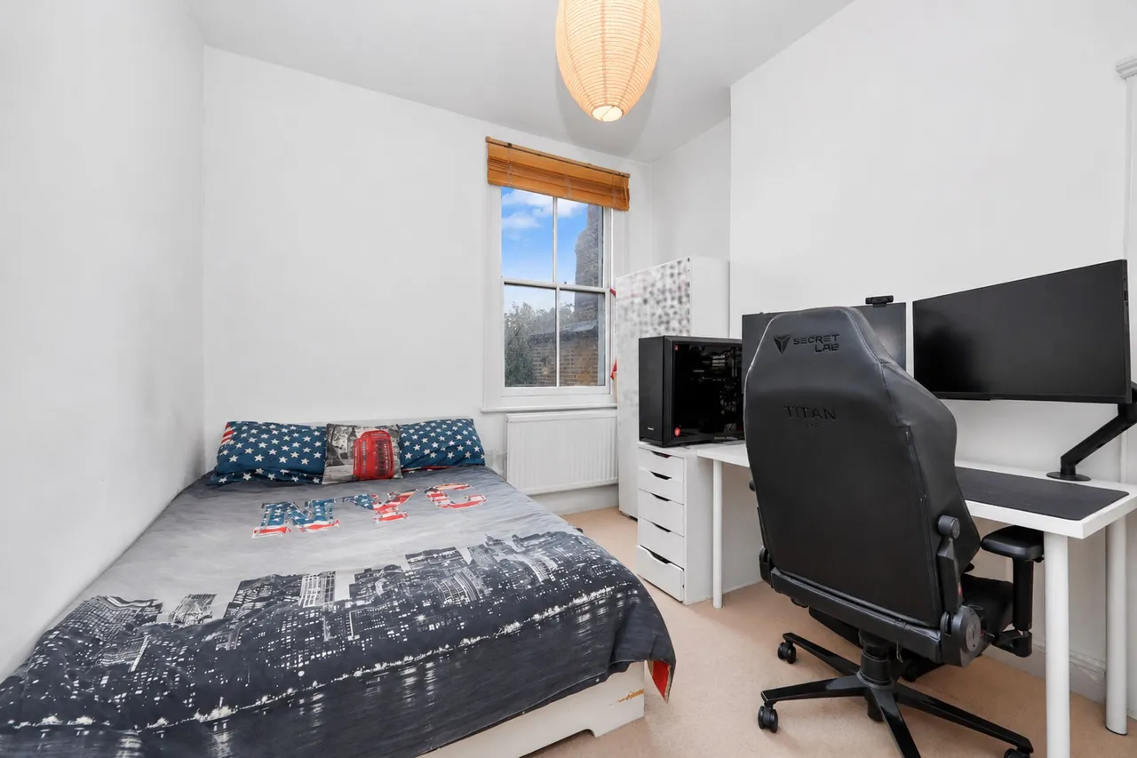 Huddlestone Road, London, NW2, photo 7