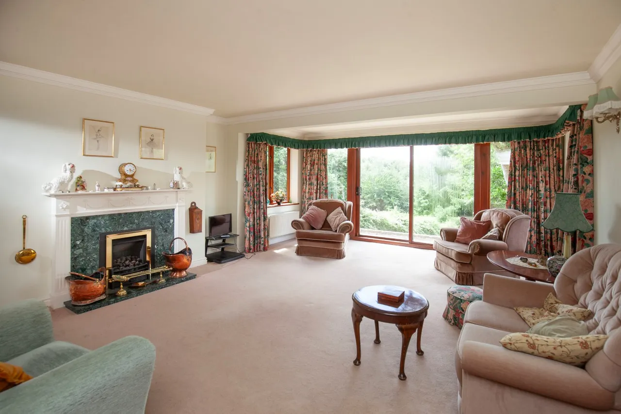 Higher Blandford Road, Shaftesbury, Dorset, SP7 8DA, photo 3