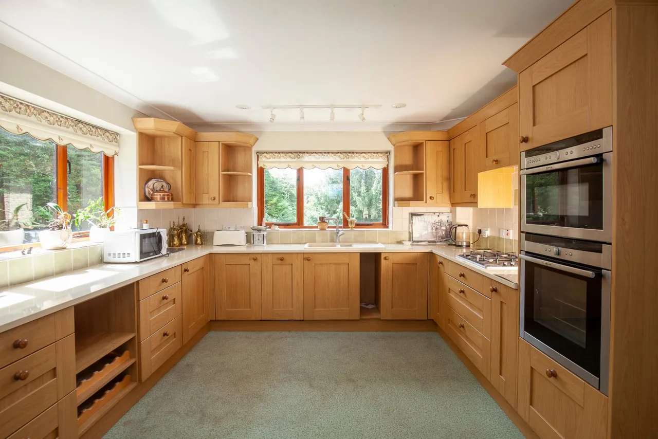 Higher Blandford Road, Shaftesbury, Dorset, SP7 8DA, photo 4