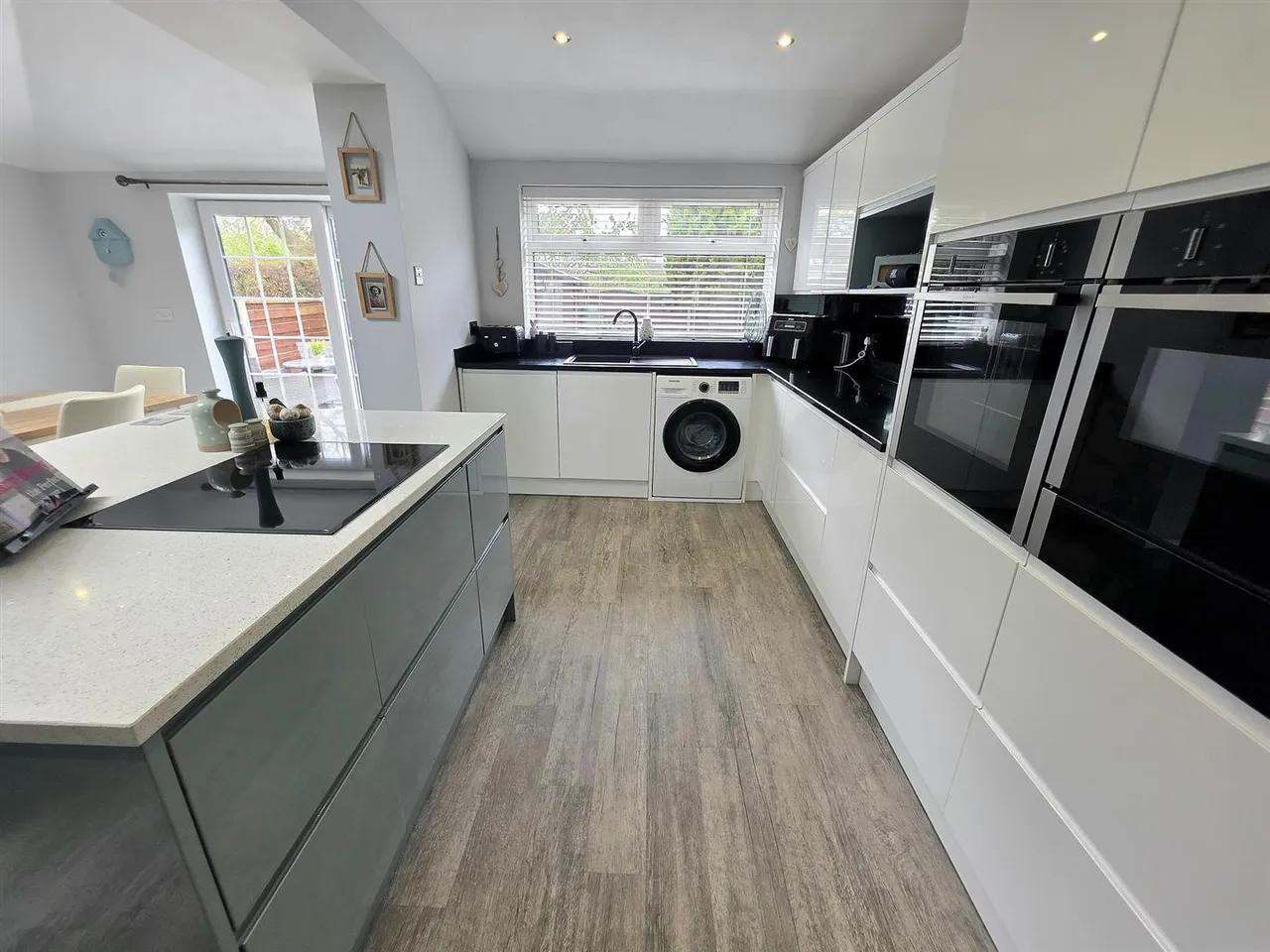 Drayton Drive, Heald Green, photo 8