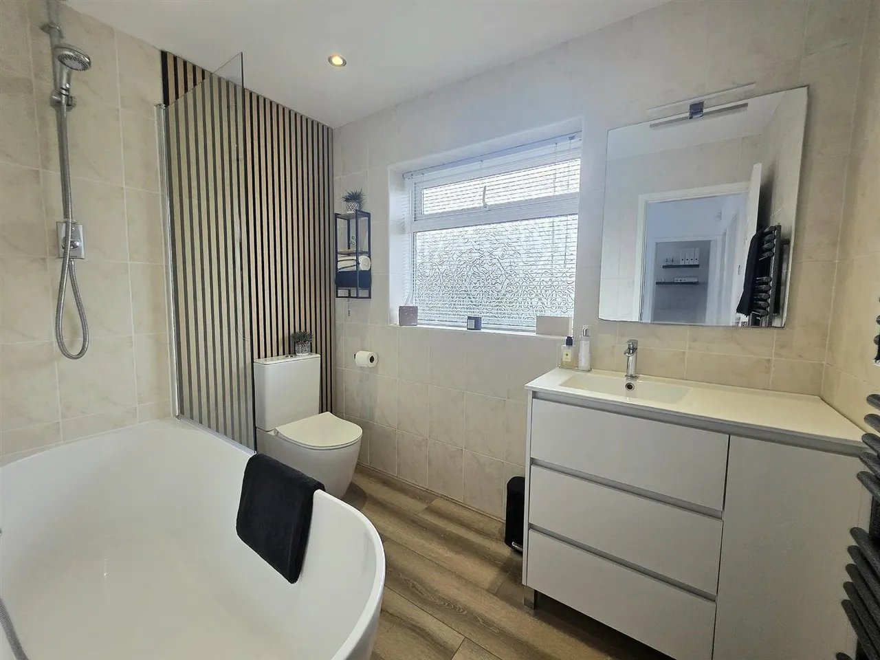 Drayton Drive, Heald Green, photo 15