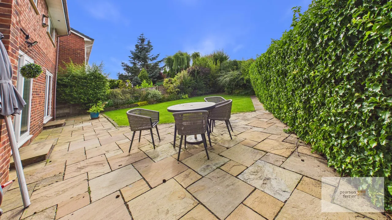 Newton Drive, Greenmount, BL8 4DH, photo 10