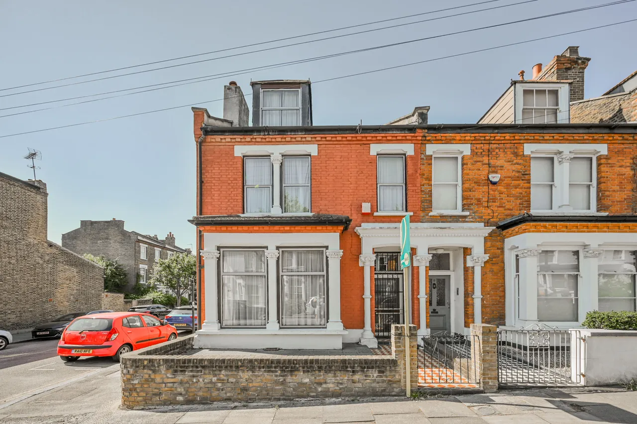 4 bed house for sale — 7 Prospero Road, London