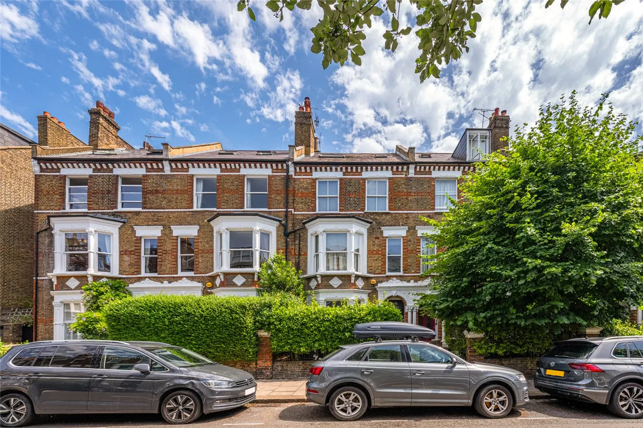 2 bed flat for sale — Estelle Road, London, NW3