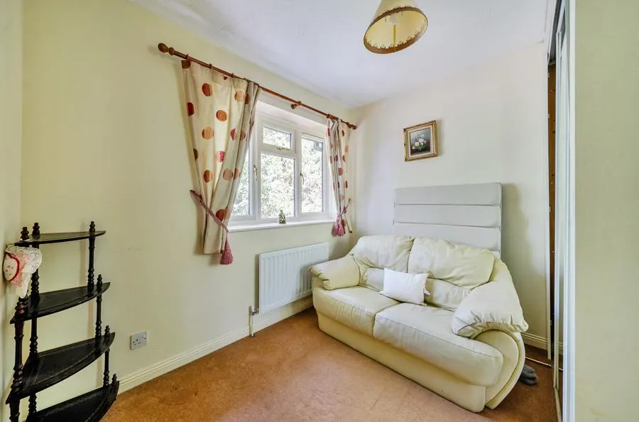 High Tree Drive, Earley, RG6, photo 14