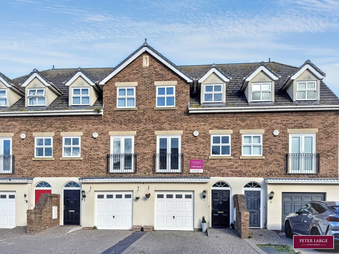 Castlefields, Rhuddlan, LL18, photo 3