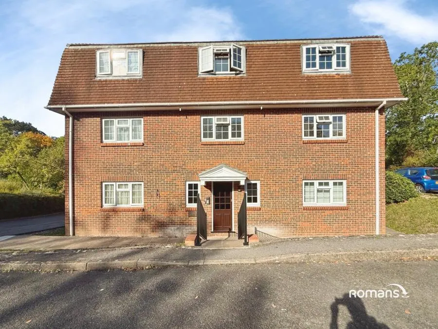1 bed flat for sale, Longacre Rise, Chineham, RG24