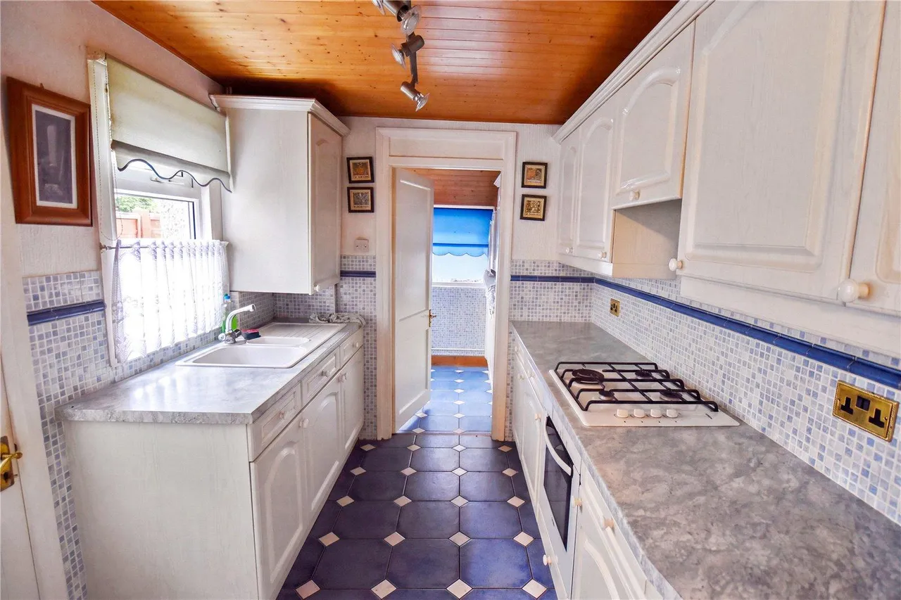 Erith Road, DA7, photo 4