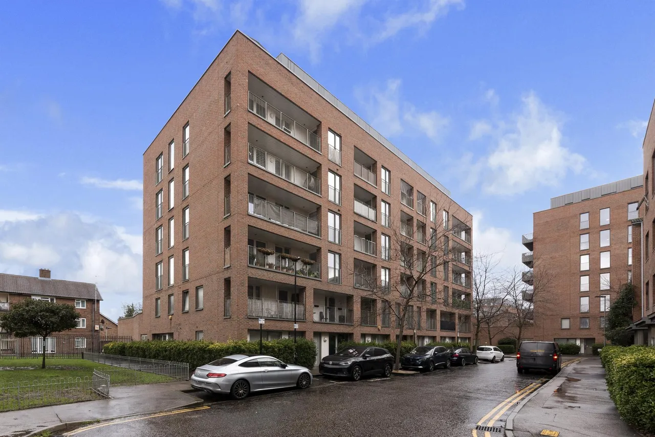 Hammersley Road, E16, photo 13