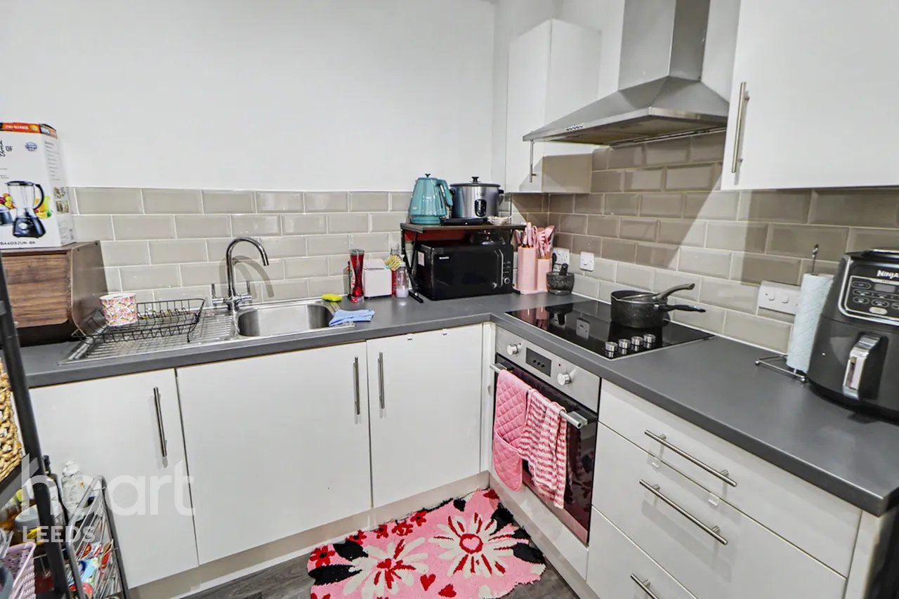 Skinner Lane, Leeds, LS7, photo 5