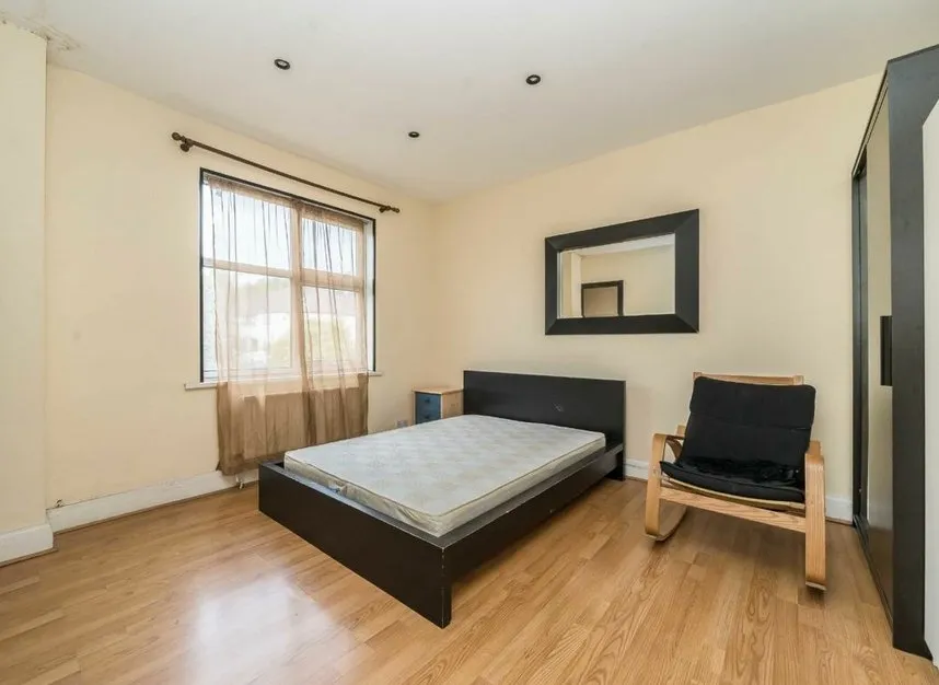 Watford Way, Hendon, NW4, photo 4