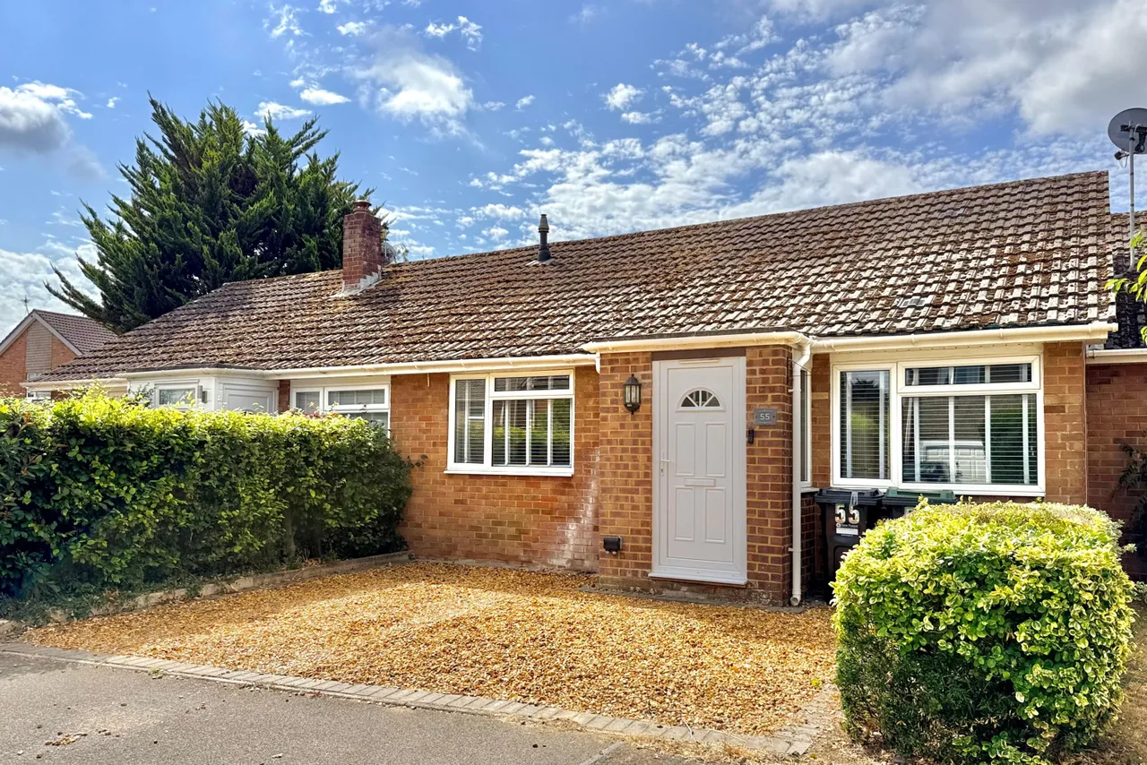 2 bed house for sale, Hightown Gardens, Ringwood, BH24