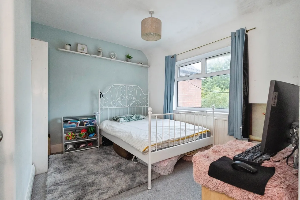 Maple Avenue, Audenshaw, M34, photo 13