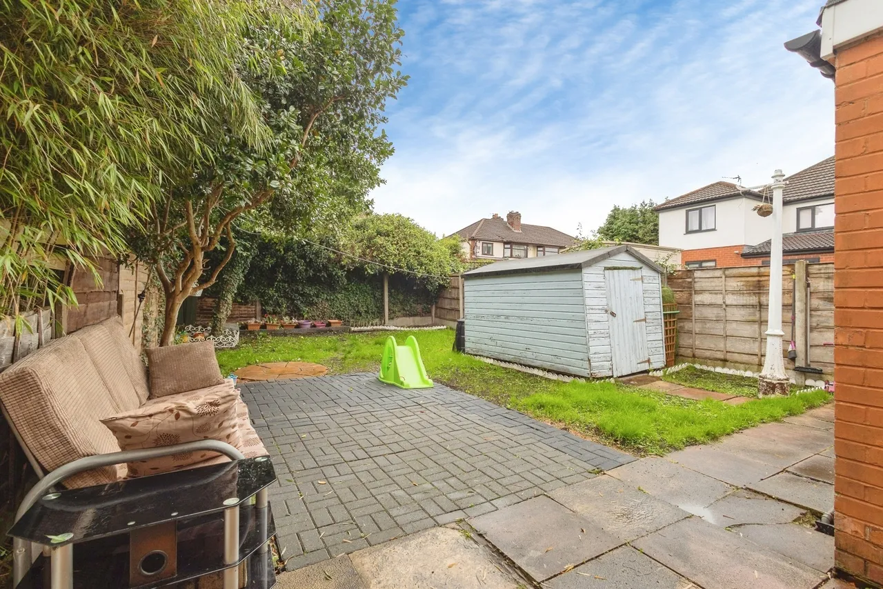 Maple Avenue, Audenshaw, M34, photo 17