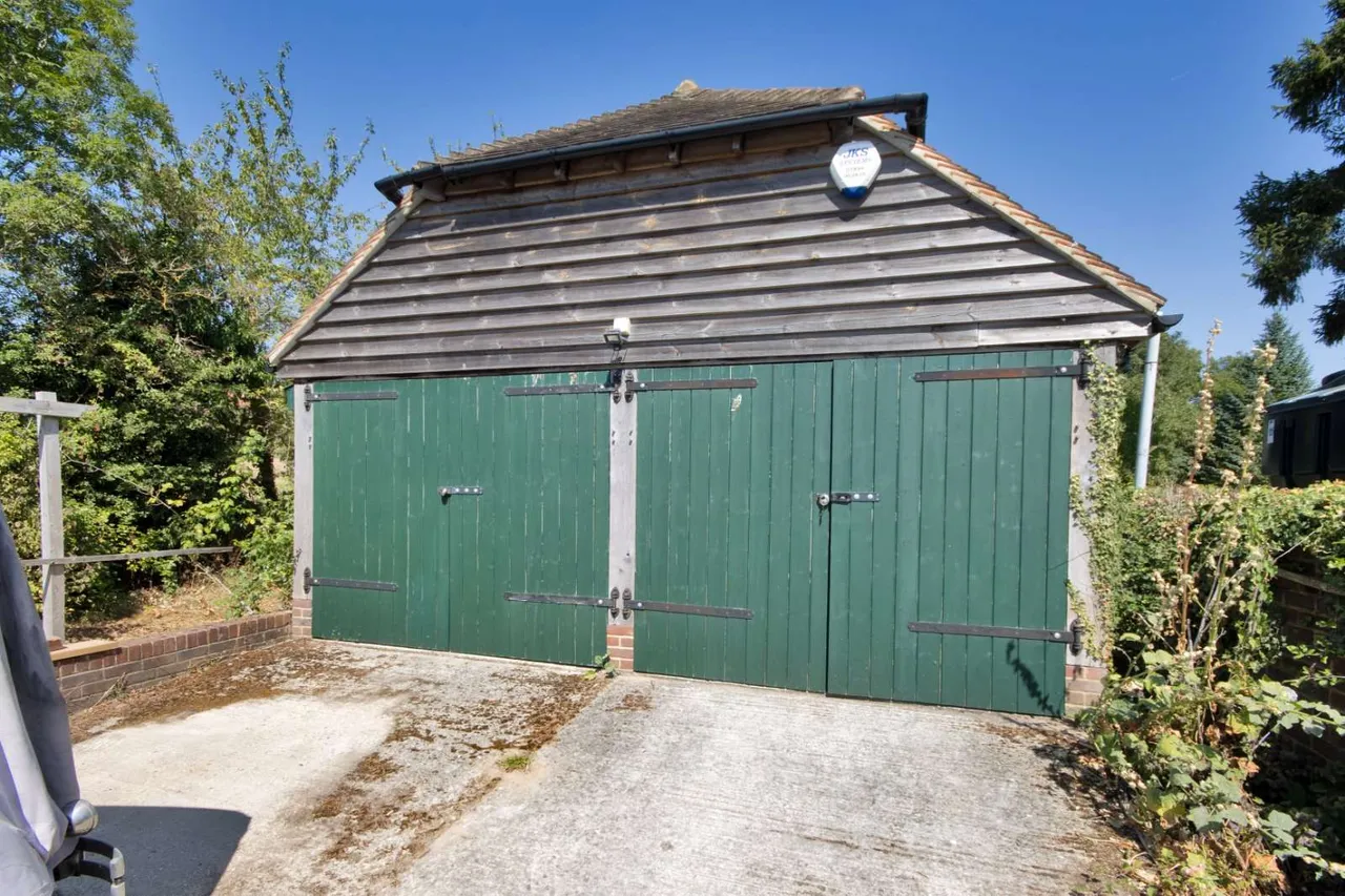 Heaverham Road, Kemsing, Sevenoaks, Kent, TN15 6NE, photo 11