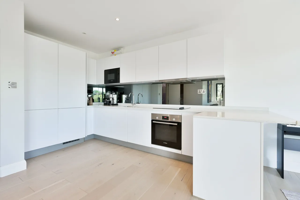 Flat 7, 34 Gunnersbury Avenue, LONDON, photo 4
