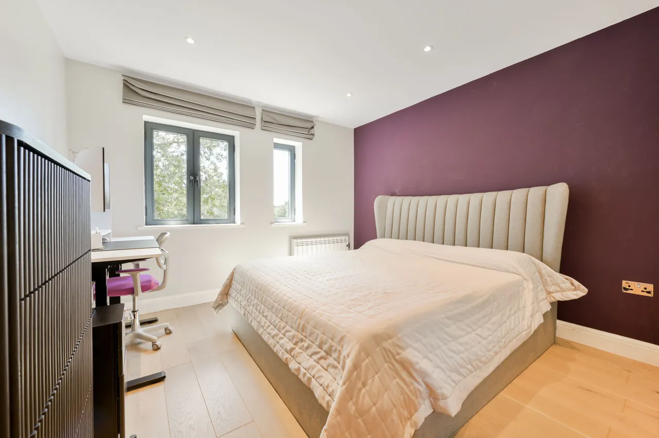 Flat 7, 34 Gunnersbury Avenue, LONDON, photo 9
