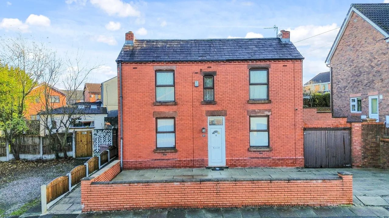 3 bed house for sale — Leach Lane, Sutton Leach, St. Helens, St. Helens, WA9 4PX