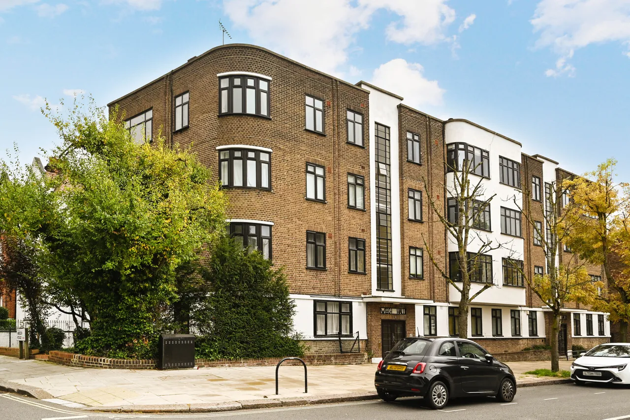 Fortune Green Road, London, NW6, photo 2