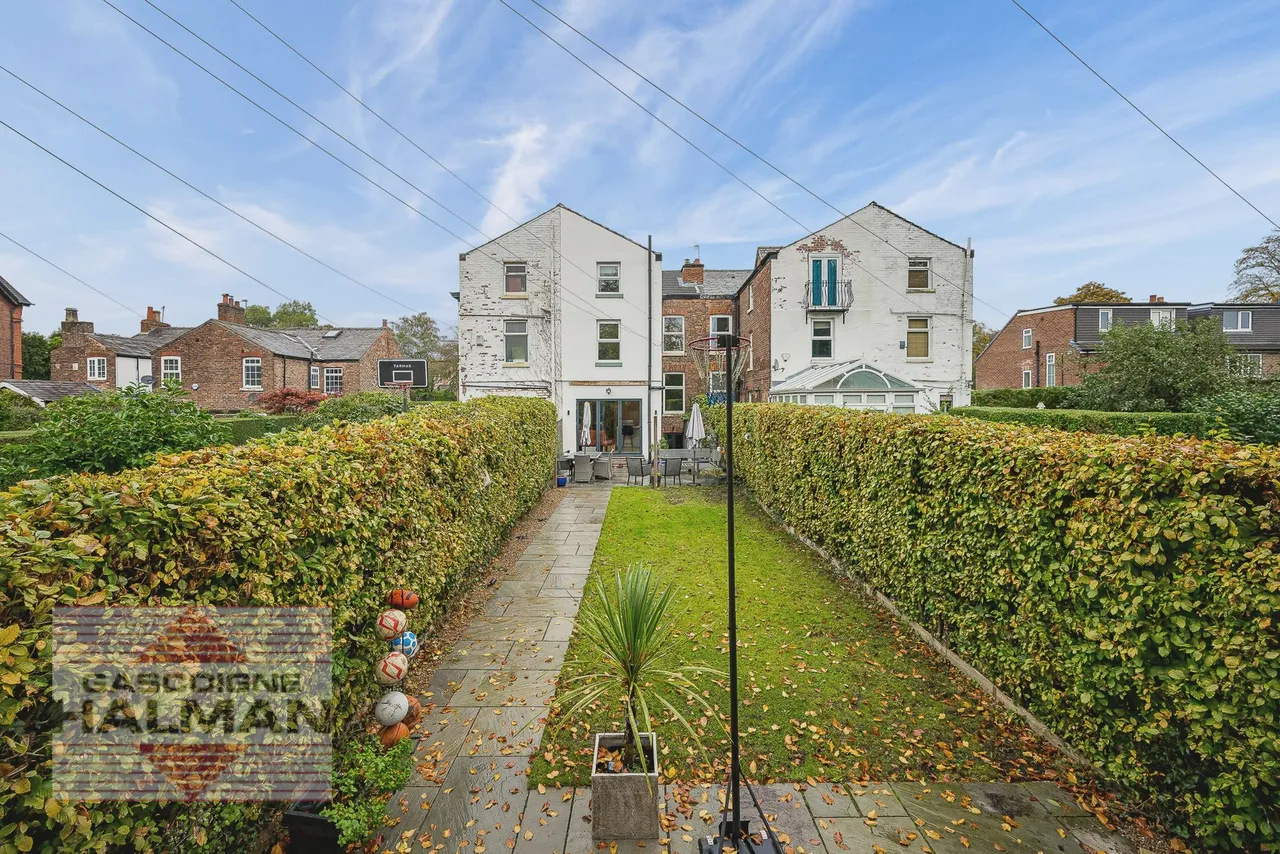 Northenden Road, Sale, photo 23