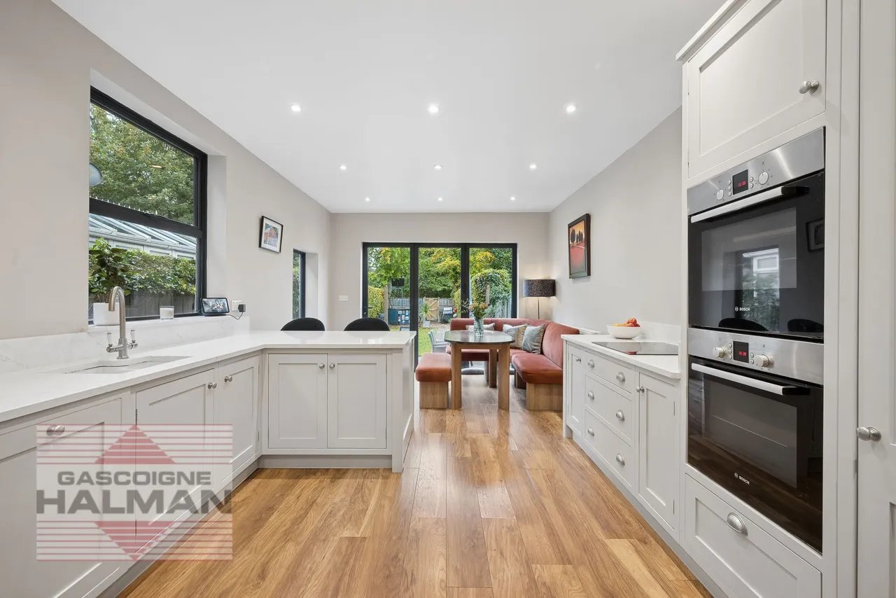 Northenden Road, Sale, photo 2