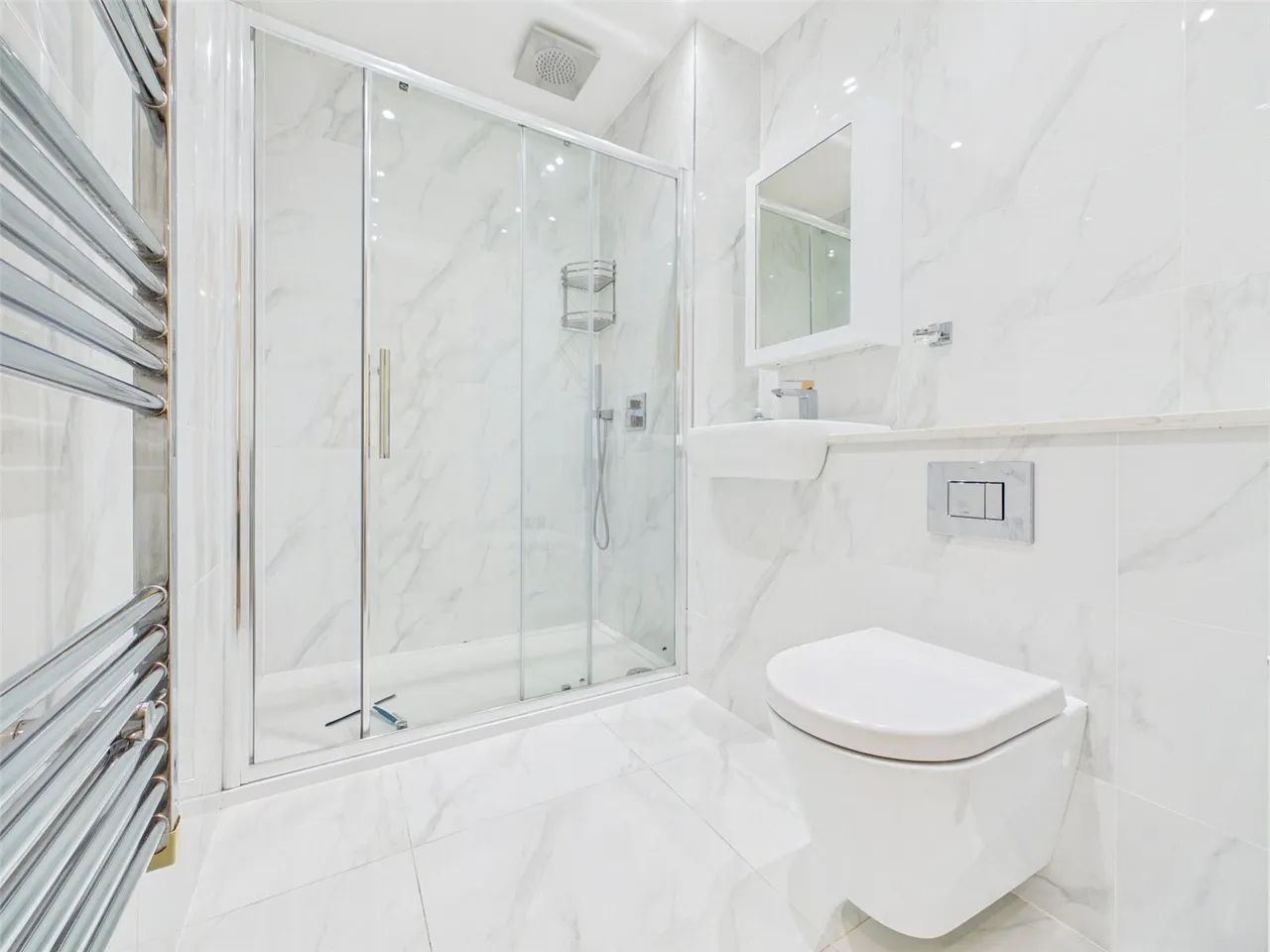 High Road, Ickenham, UB10, photo 8