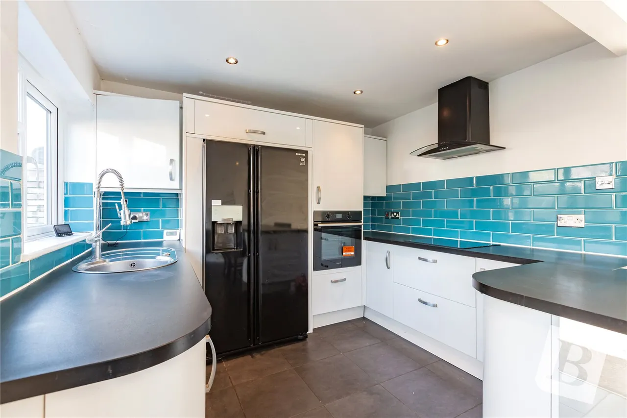 Tangmere Crescent, Hornchurch, RM12, photo 9