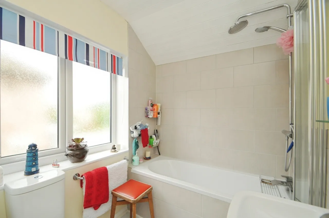 St. Margarets Road, KNARESBOROUGH, North Yorkshire, HG5, photo 13