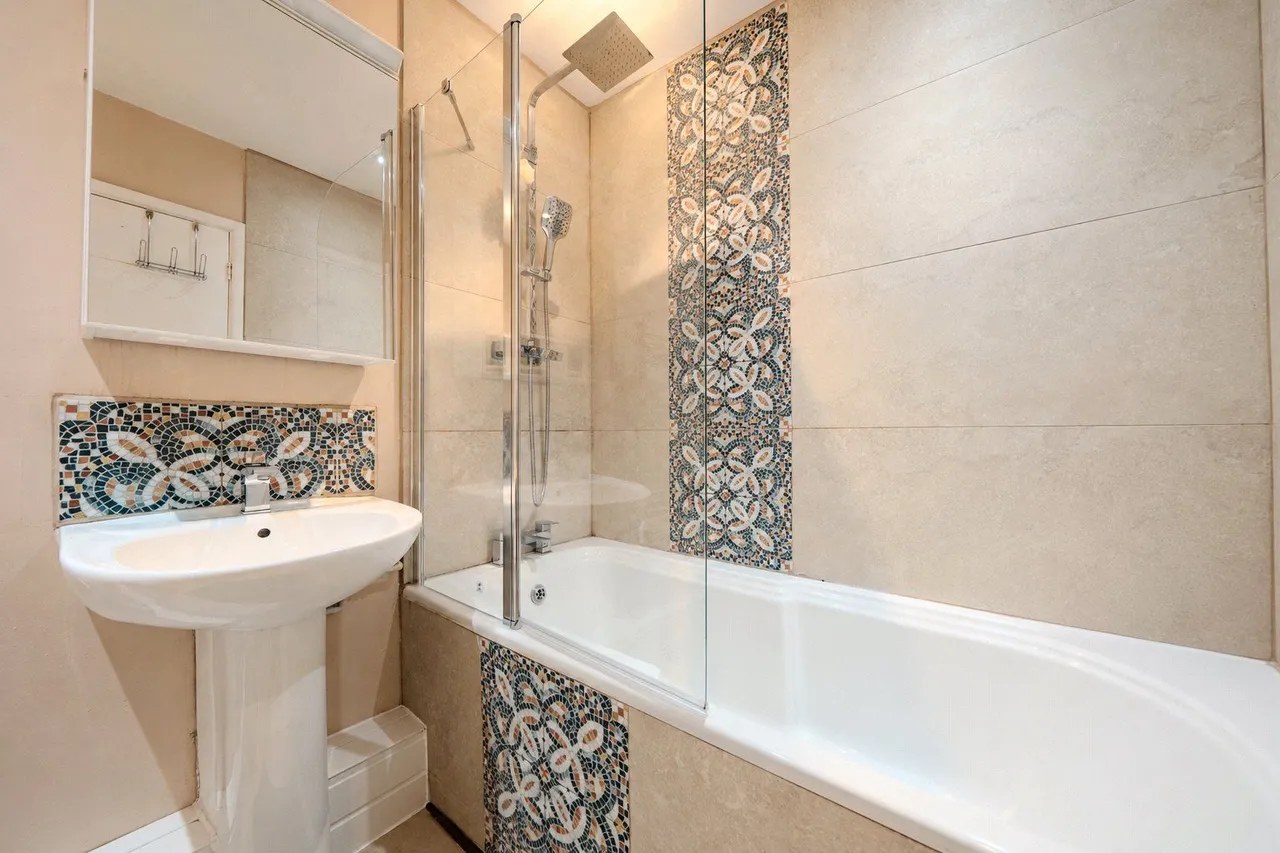 Brackenwood Close, Leeds, LS8, photo 5