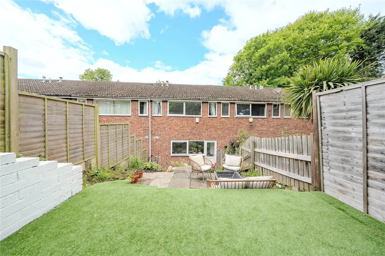 Brackenwood Close, Leeds, LS8, photo 9
