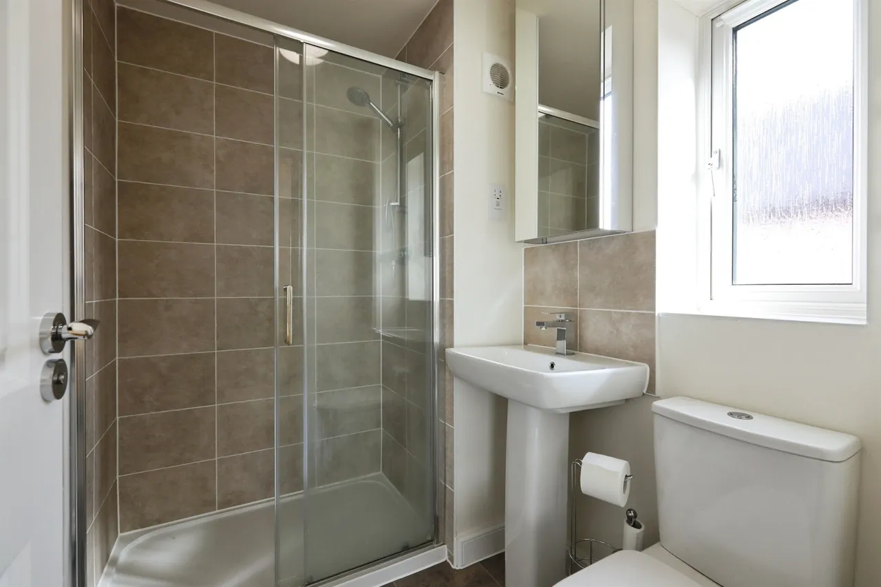 White Lias Way, Upper Lighthorne, CV33, photo 16