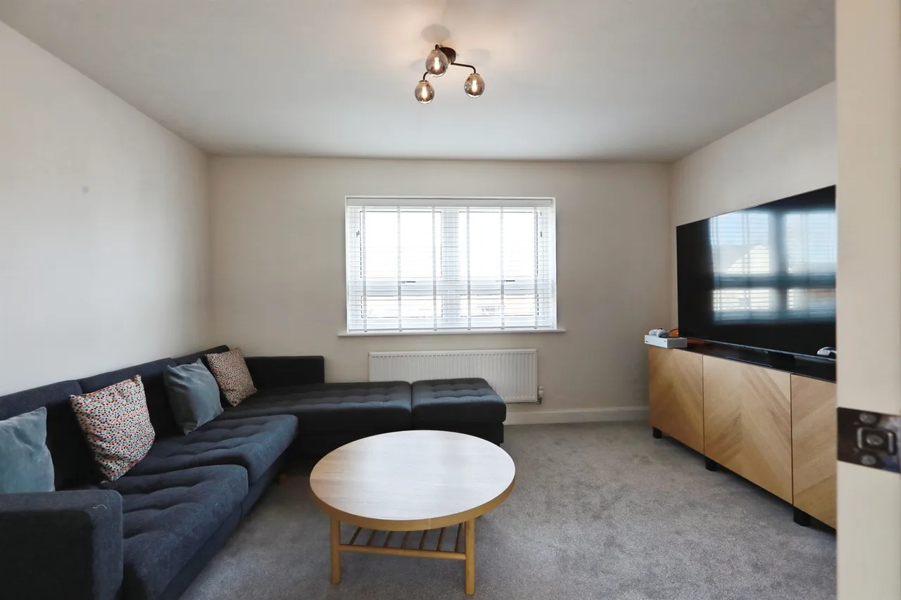 White Lias Way, Upper Lighthorne, CV33, photo 11