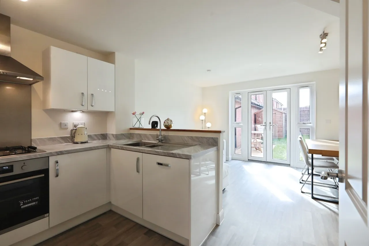White Lias Way, Upper Lighthorne, CV33, photo 5